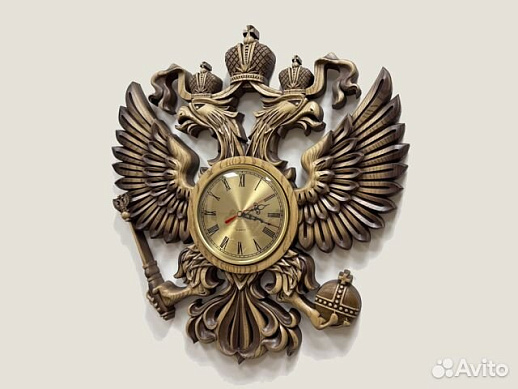 Часы герб РФ резной из дерева ясень