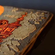 Икона деревянная "Спас-Вседержитель на троне" — необычный подарок — фотография 11