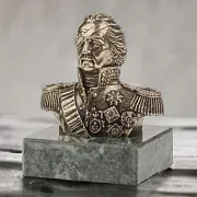 На память: Бюст «Кутузов М.И.» со змеевиком — фотография 1
