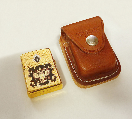 Сувенирная зажигалка Zippo "Герб" купить с доставкой Сувенирная зажигалка Zippo "Герб"
