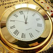 Подарочные часы из змеевика с подковой «На удачу» — фотография 2