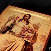 Икона "Господь Вседержитель на троне" — красивый подарок — фотография 4